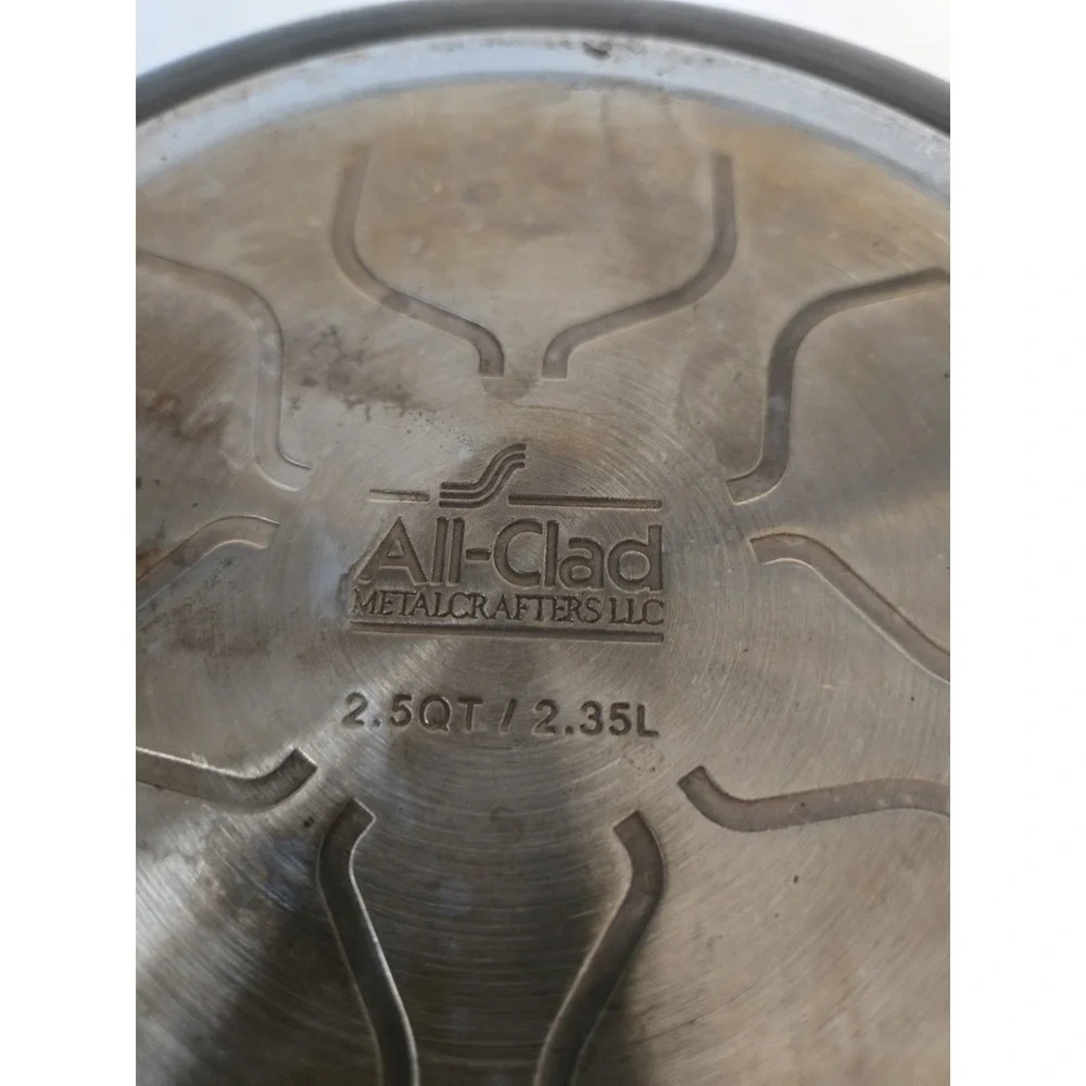 All-Clad HA1 Hard-Anodized Nonstick 2.5-Qt. Saucepan with‎ Lid